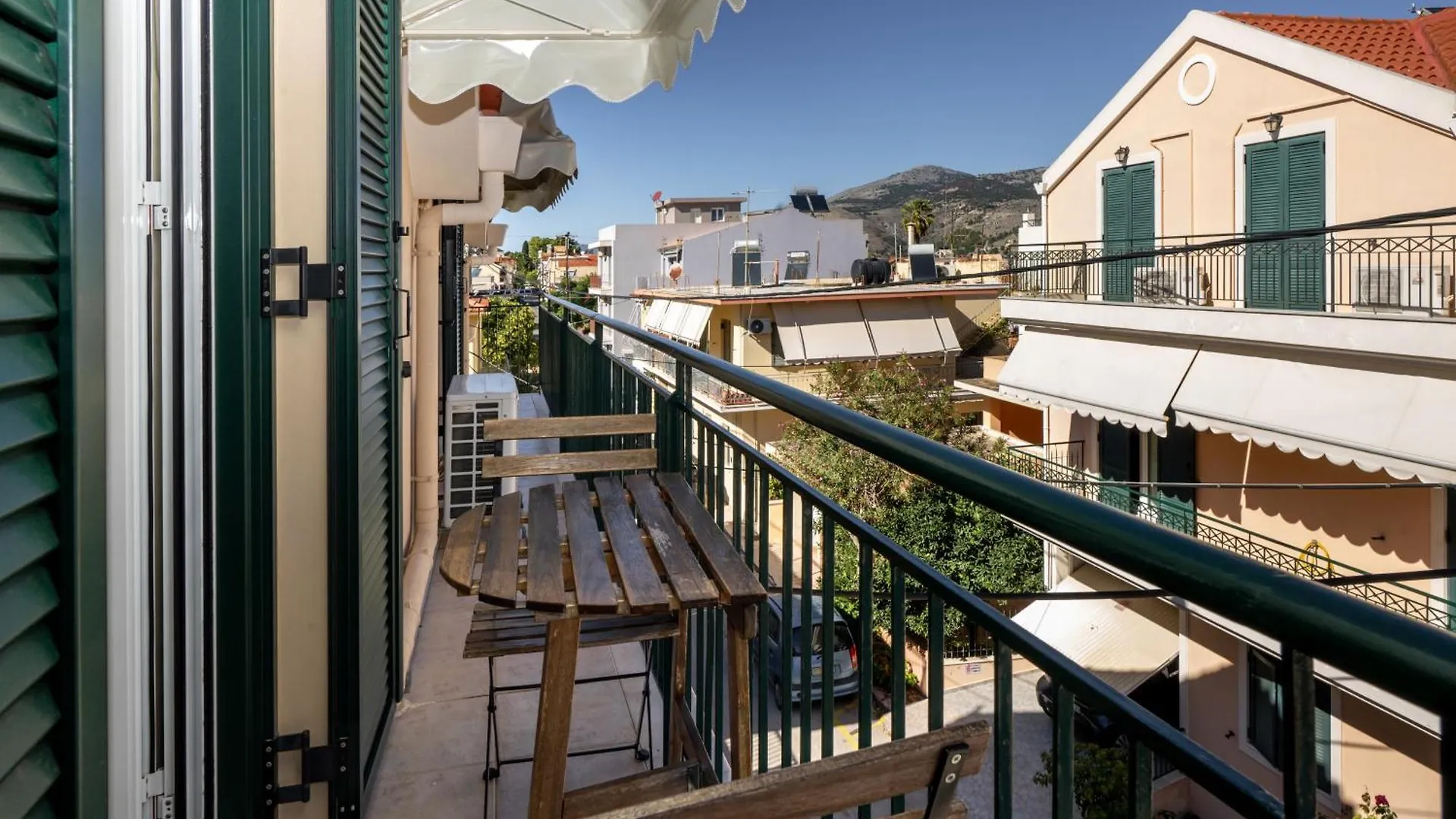 Attic Retreat Apartment Argostoli